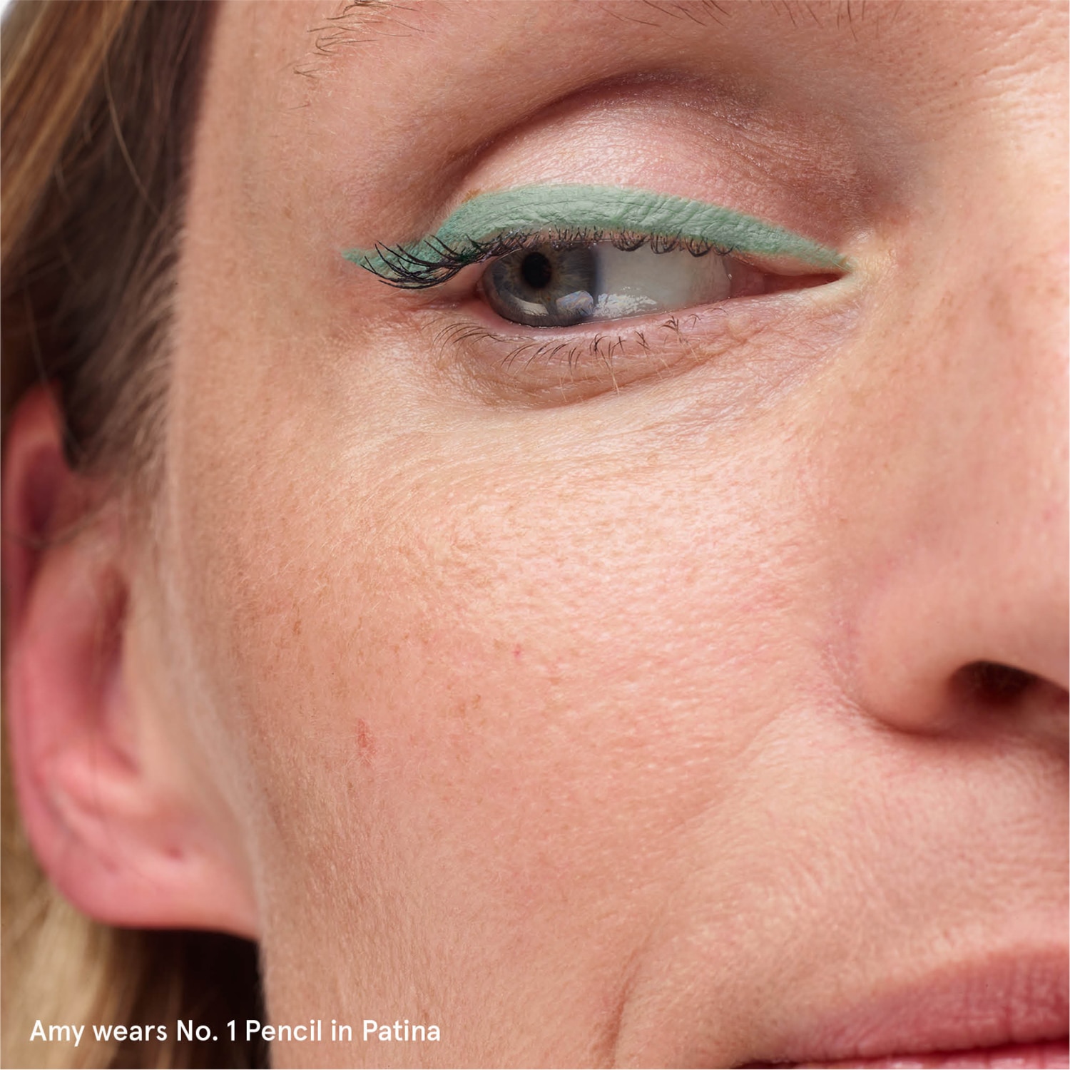 NO 1. PENCIL CREAMY LONG-WEARING EYELINER (DELINEADOR PARA OJOS DE LARGA DURACIÓN)